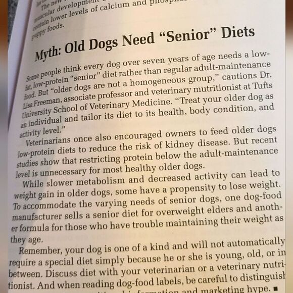 Good‎ Dog Library "Dog Care and Nutrition" 225 Pages Hardbound NWT - Picture 8 of 9